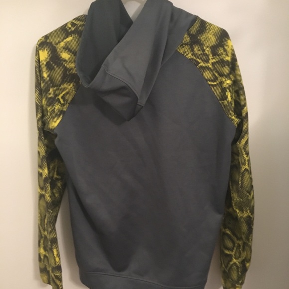 Adidas Sweatshirt - Picture 3 of 4